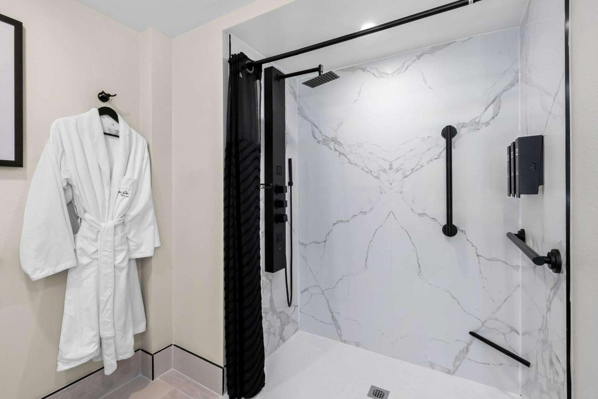 Latitude Suites Tinton Falls Eatontown - BW Premier Collection Zewnętrze zdjęcie