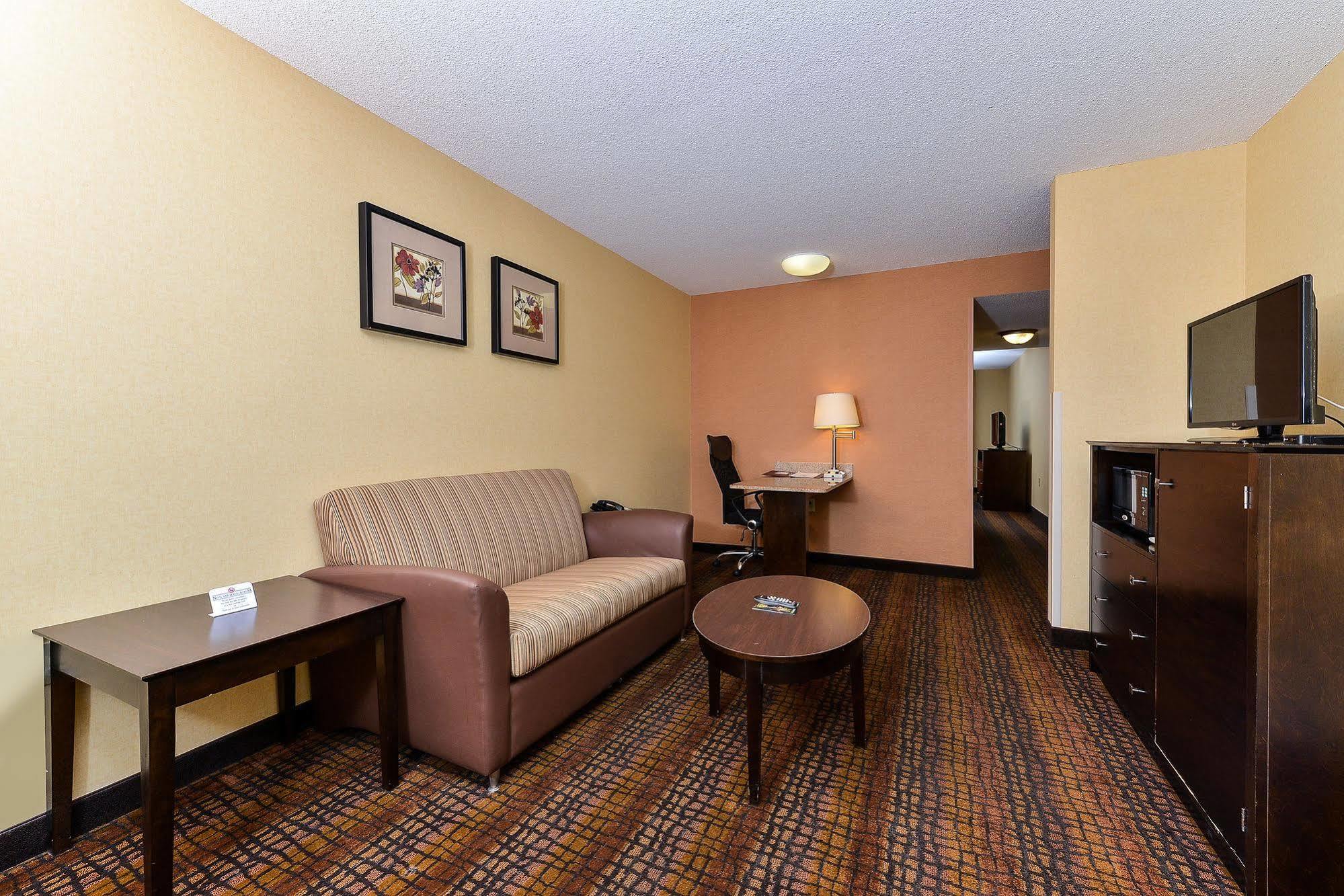 Latitude Suites Tinton Falls Eatontown - BW Premier Collection Zewnętrze zdjęcie